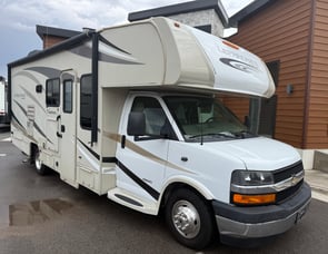 Coachmen RV Leprechaun 240FS Chevy 4500
