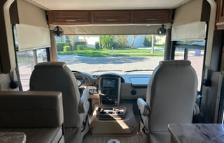 Luxury Family Bunkhouse -Sleeps 10-Fully Stocked