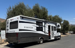 Adventure Ready RV | Sleeps 10 | Backup+Side Cams|