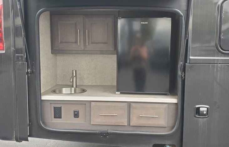 Outside Kitchen w/ propane hookup