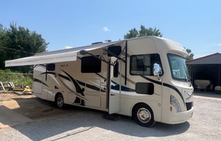2016 thor ace 30.1 motorhome Class A