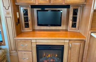 2008 DRV Luxury Suites Mobile Suites 36 TK3