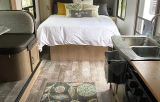 Eleanor - 2021 Winnebago Micro Minnie