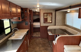 2014 Winnebago Minnie Winnie 31H