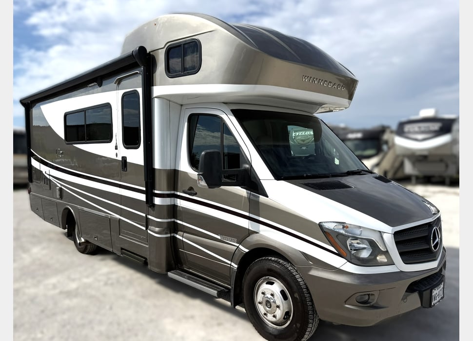 Class C Motor Home rentals in Corinth