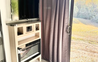 *BRAND NEW* 2026 Jayco - KING BED - 2 Bdrm