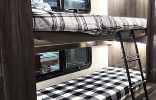 2021 Holiday Rambler Admiral 34J Bunkhouse