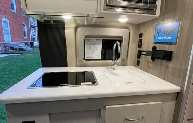 Kitchen has two burners