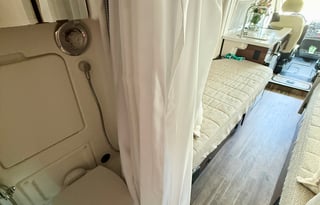 Winnebago Travato 59KL