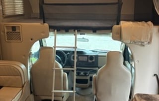 2021 Thor Motor Coach Chateau 25V