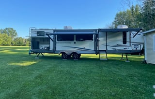 PaRV At The Palace Rental