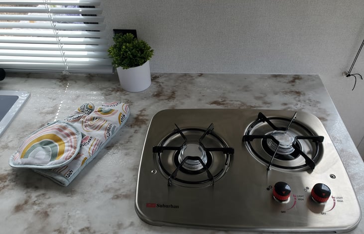 2 burner gas stove