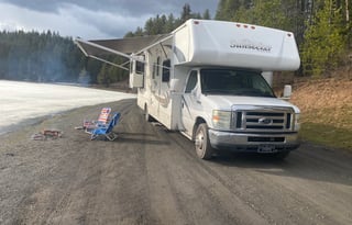 Rustic Alaska Igloo with master bedroom & bathroom