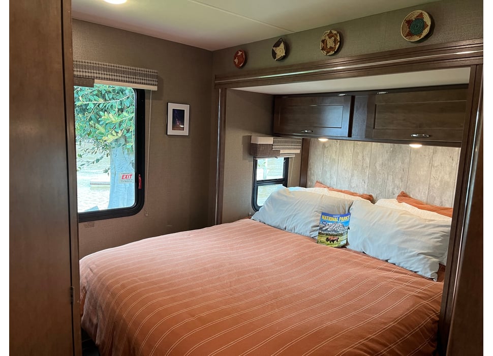 Class C Motor Home rentals in Las Vegas