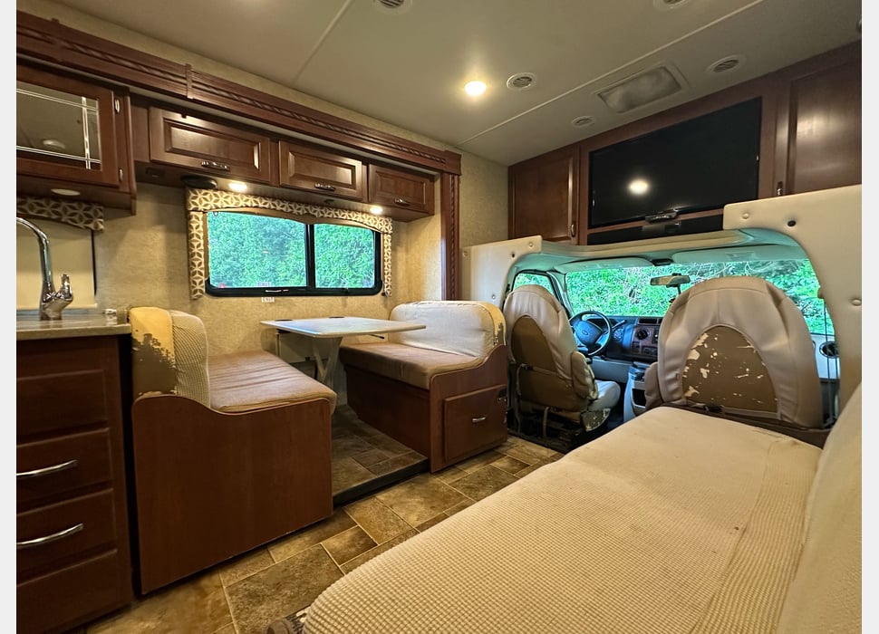 Class C Motor Home rentals in Tampa Bay