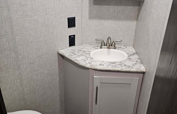 Second bedroom half bath