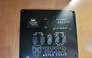 Thor Motor Coach Four Winds 24 Ft.- EARLY PICK UP