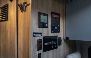 2023 Winnebago Solis 59px w/generator off - grid