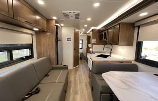 2026 Jayco Greyhawk XL 33F – Sleeps 8 | Diesel