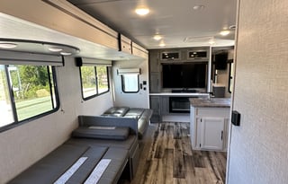 2023 Crossroads Volante 34BH - Kid & Pet Friendly!