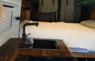 2022 Off Grid Cozy Cowboy Van