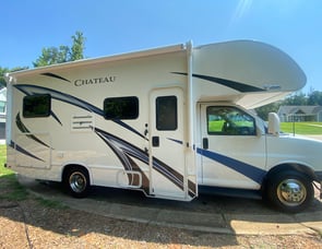 Thor Motor Coach Chateau 22E