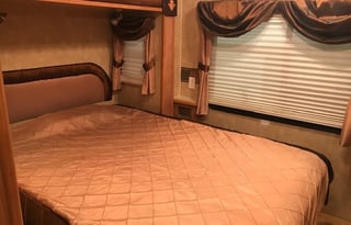 2008 Forest River RV Wildcat 32QBBS