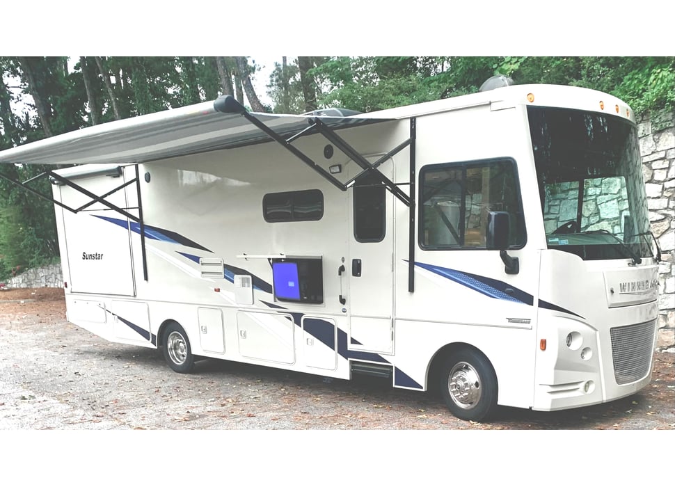 Class A Motor Home rentals in Richmond Hill