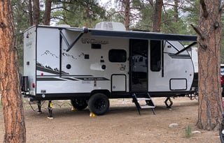 2021 Forest River Wolf Pup Black Label 16PFBL