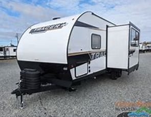 Prime Time RV Tracer 240BHSLE