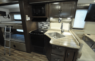 2017 Thor Motor Coach ACE 30.2