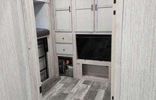 Grand Large Family Getaway/3TVs & 1 1/2 Bath