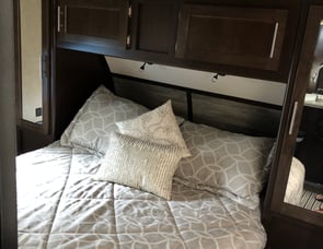 Forest River RV Cherokee Grey Wolf 26DBH