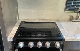 Mel's Fun Family Getaway