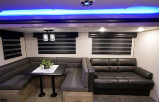 **Alpha Wolf Bunk House-Beautiful!**