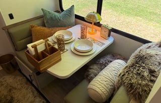 Olive & Oak Lodge (DELIVERY ONLY)
