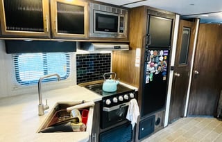 2019 Forest River RV Cherokee Alpha Wolf 26DBH-L