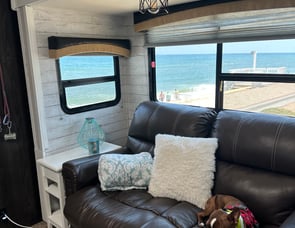 Dutchman Ultralight 233BRSL