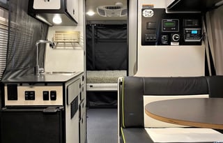 2022 Winnebago Revel 44E