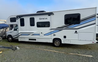 ZWS Luxury Rentals Brand New 2026 Thor Geneva 28VT