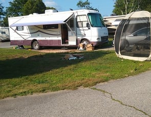 Coachmen RV Mirada m300 qb