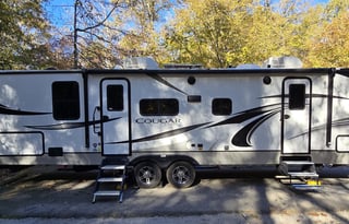 2022 Keystone RV Cougar Half-Ton 30BHS