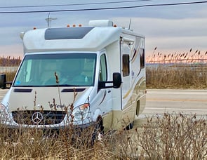 Winnebago View Profile 24G
