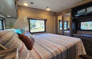 2023 Thor Four Winds 31E (Bunkhouse)