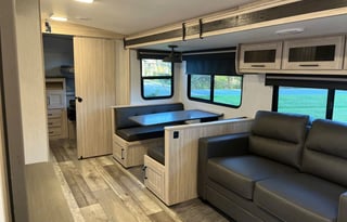 Sundance UltraLite | Big Camper w/ Kids' Bunkhouse
