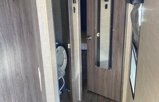 2017 Pacific Coachworks Powerlite XL 27FBXL