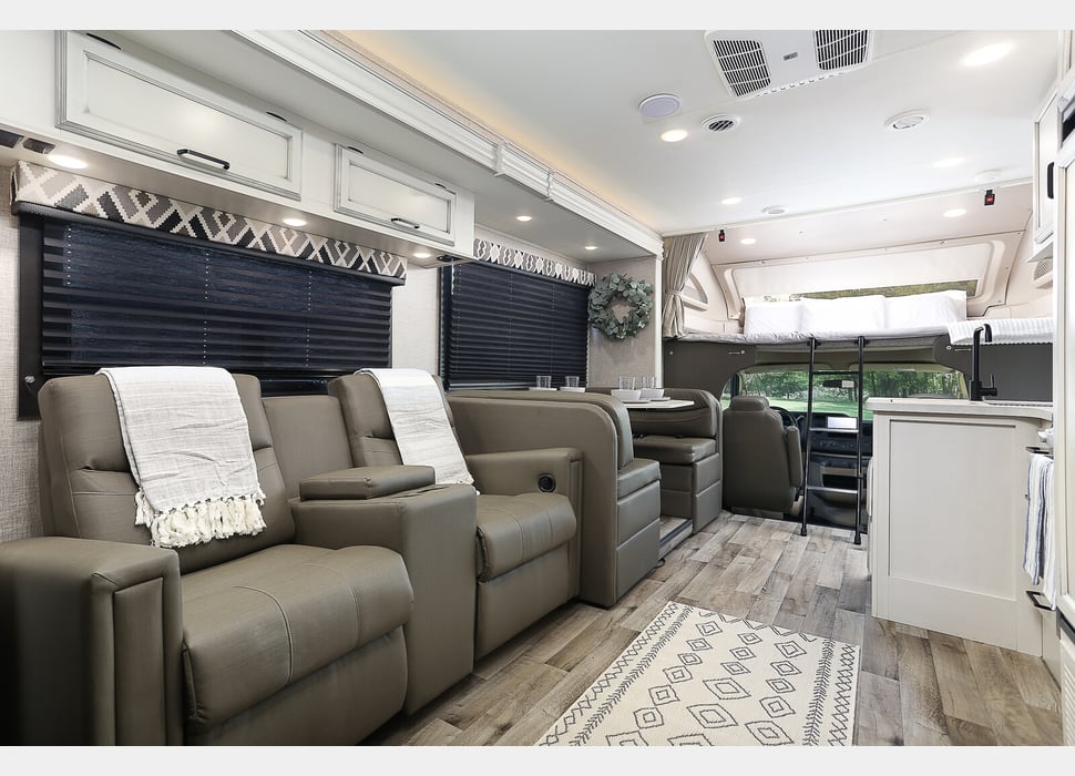 Class C Motor Home rentals in Saint Hedwig