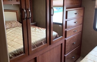 2017 Thor Motor Coach Freedom Elite 29FE