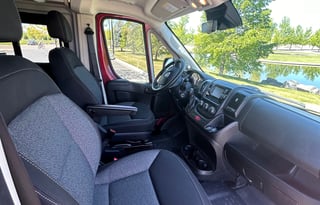 PJ’s 2022 Winnebago Solis 59P with rooftop AC