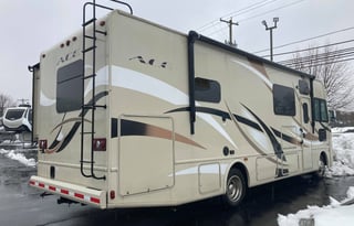 2016 Thor Motor Coach ACE 29.4